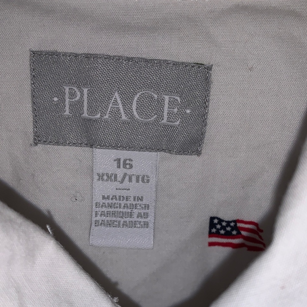 Boys/The Children's Place White Short-Sleeve Button-Up Shirt with Flag Print - Picture 2 of 3